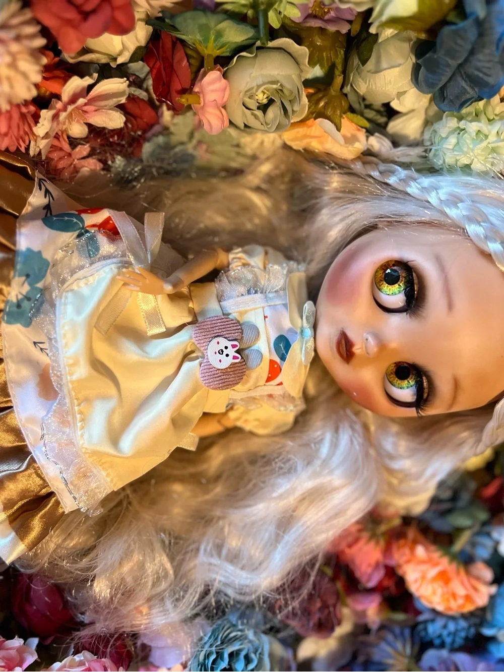 CERTIFIED ICY DBS BLYTHE DOLL AND ACCESSORIES - Picture 13 of 15